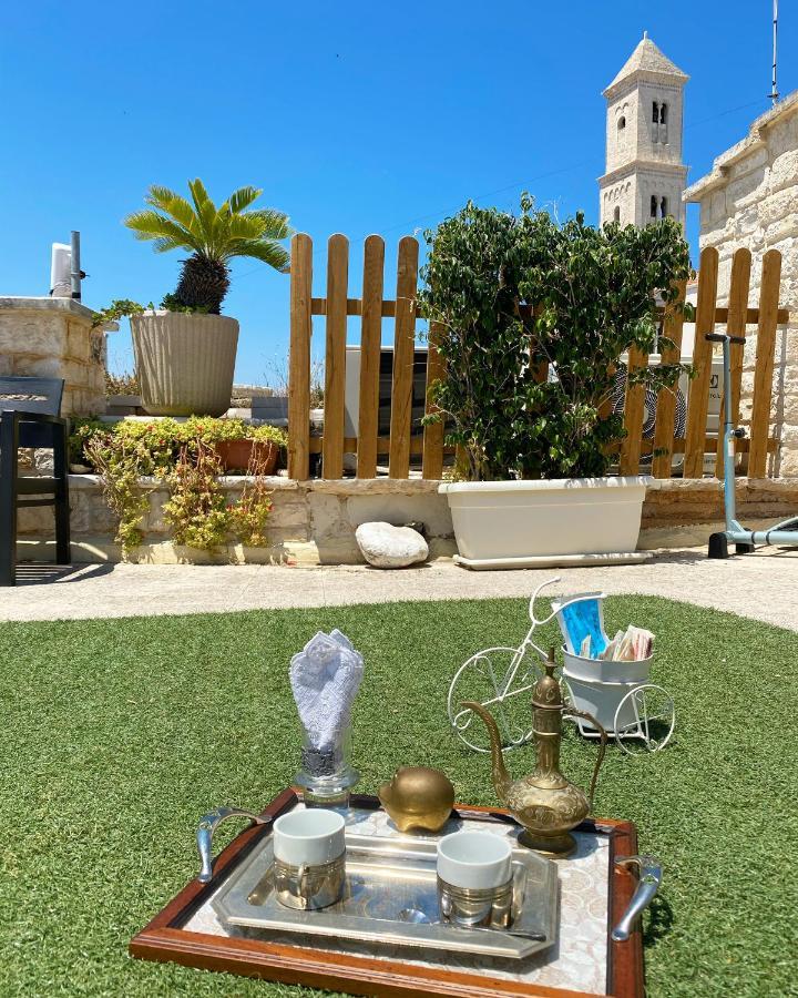 Palazzo Morola XIV Century Apartment Giovinazzo Exterior photo