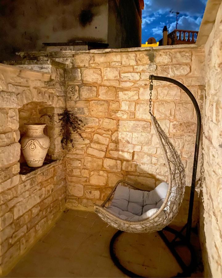 Palazzo Morola XIV Century Apartment Giovinazzo Exterior photo
