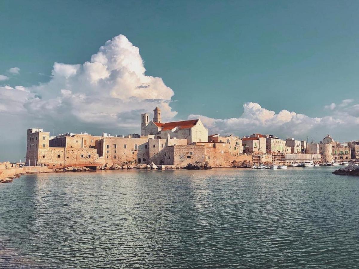 Palazzo Morola XIV Century Apartment Giovinazzo Exterior photo
